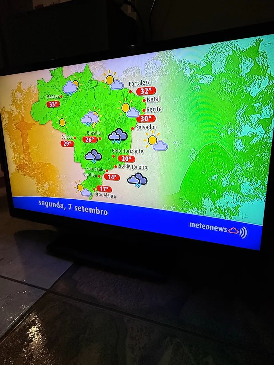 Tv Phillips 32 polegadas - Foto 5