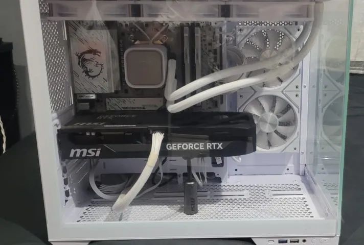 PC GAMER 5070 Ti