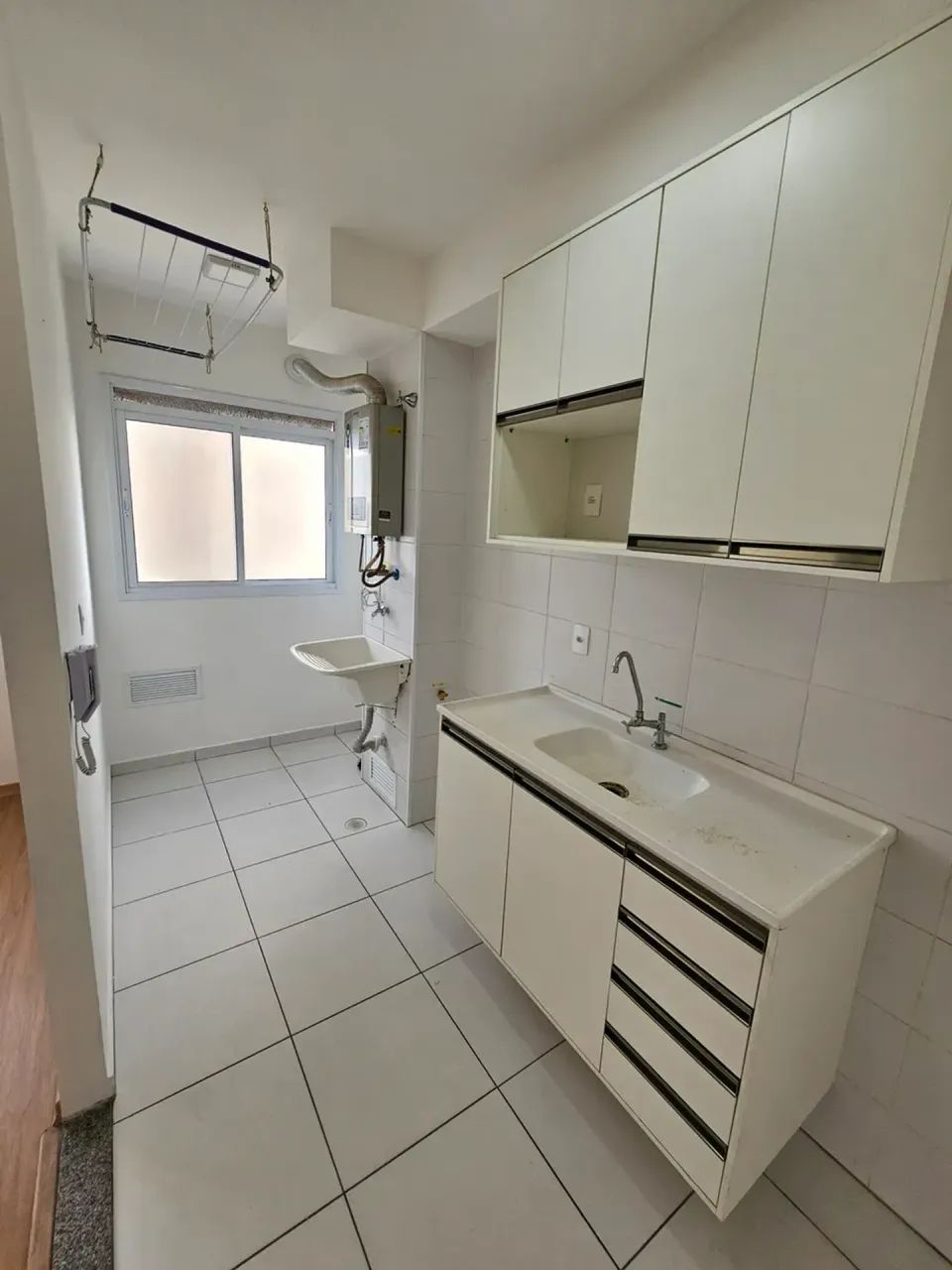 Aluga se apartamento com 2 quartos no Socorro