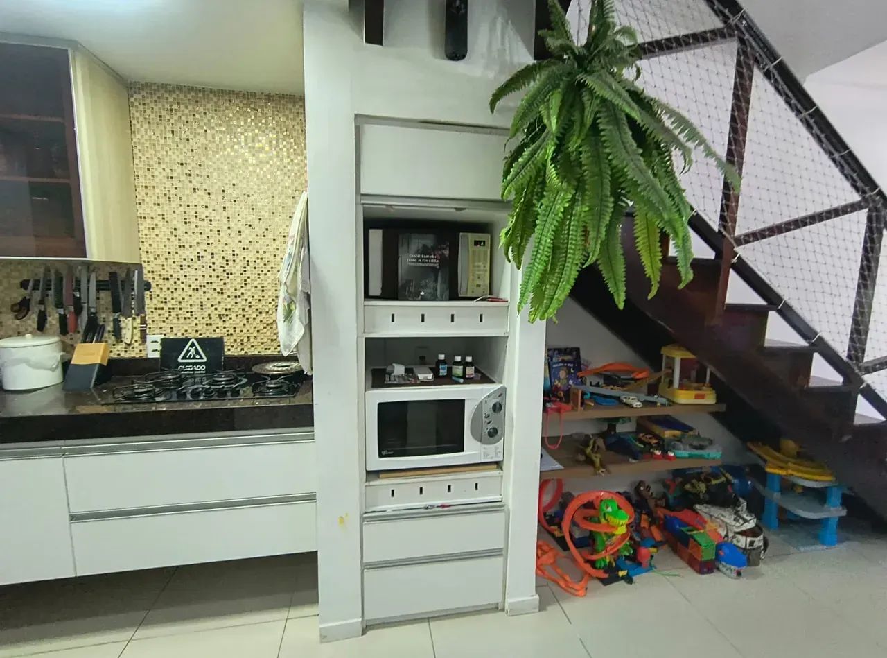 Casa Duplex no Cambeba, 3qts + Escritório - Foto 2