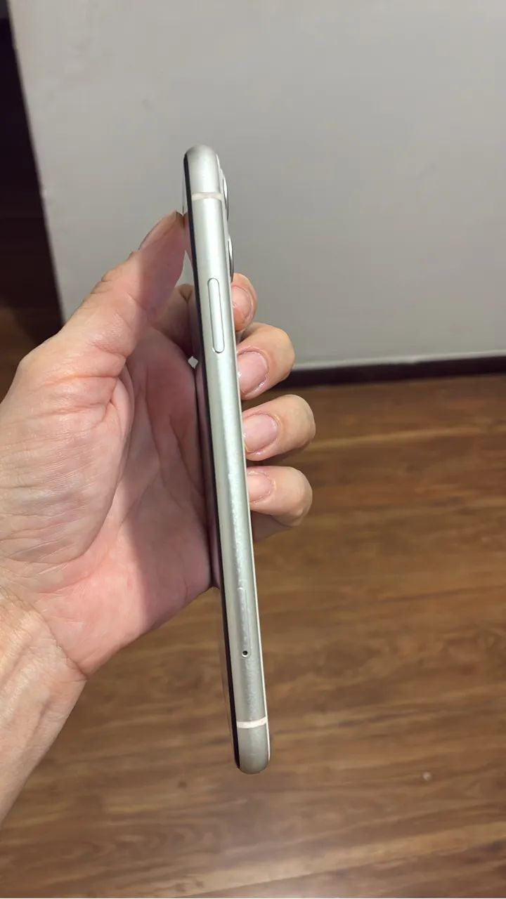 iPhone 11 64g - Foto 2