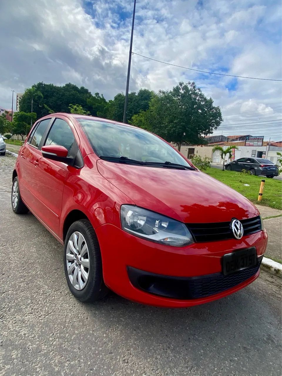 Volkswagen Fox 1.6 MI Total Flex 8V 5P 2013 - Foto 3