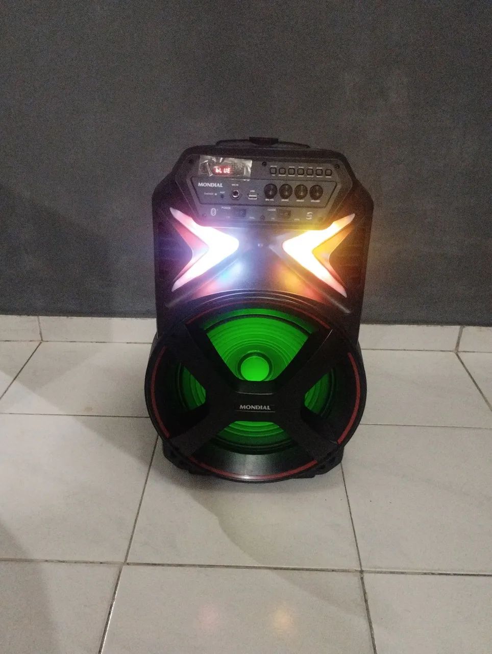 Alugo caixa de som, 120,00 reais - Foto 3