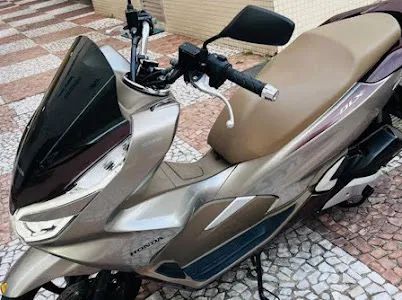 Honda PCX DLX