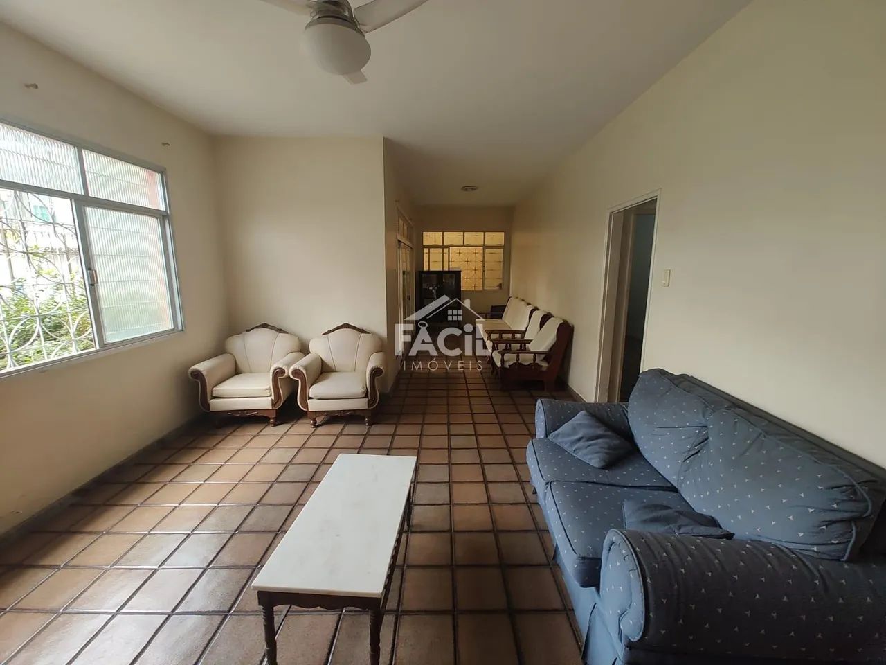 Casa à Venda em Serra Centro: 4 Quartos, 2500m², Oportunidade!