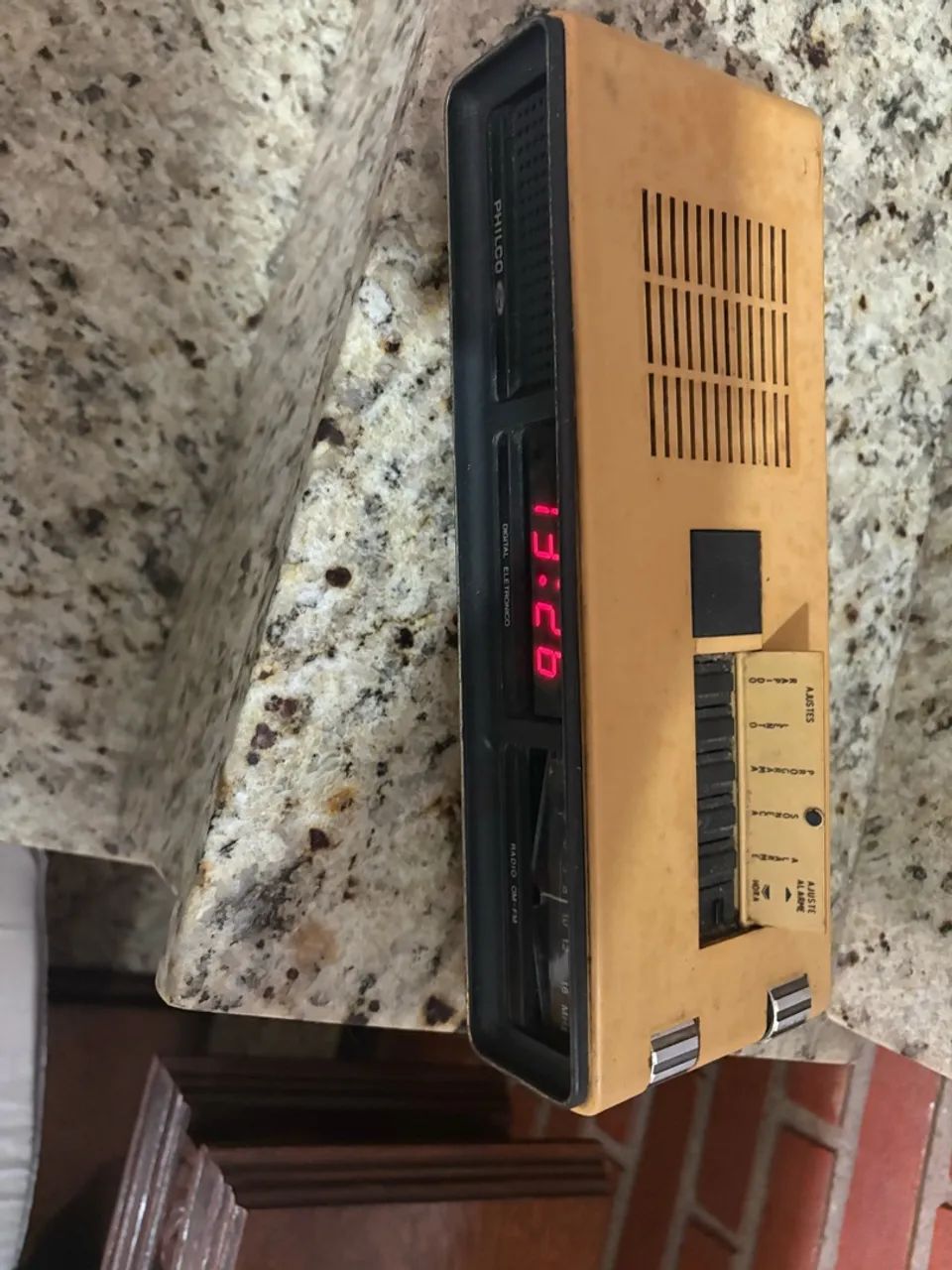 Radio Relogio Ford Philco B505 - Foto 2