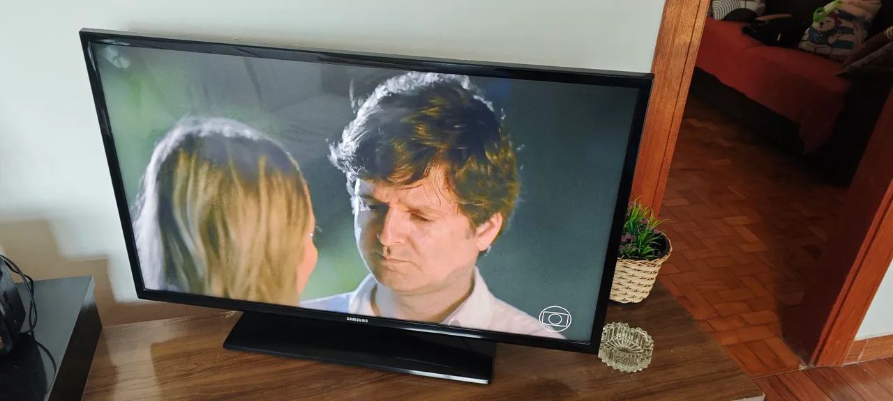 TV samsung 39 polegadas Full HD COM LINHAS HORIZONTAIS TELA - Foto 5
