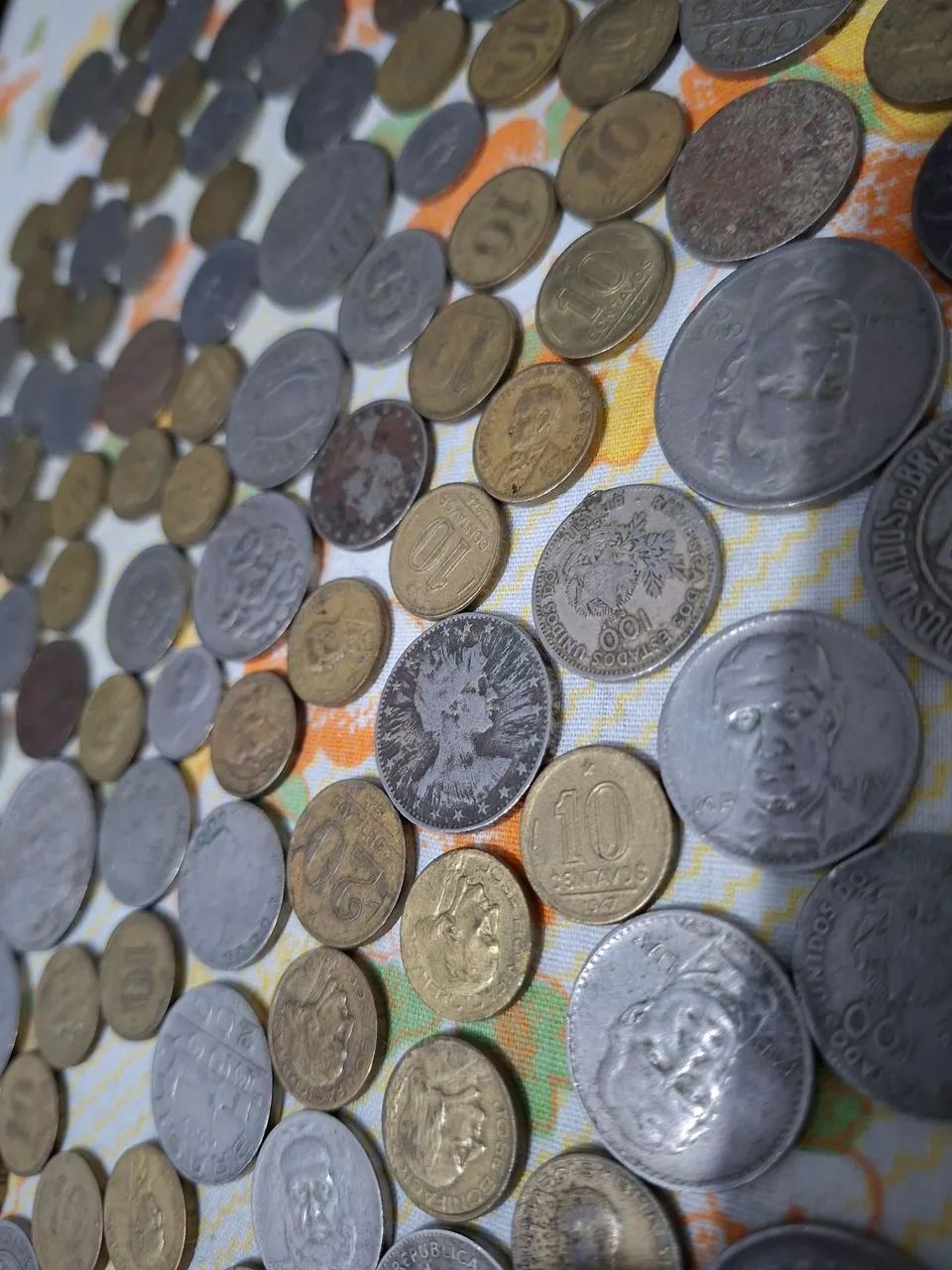 Lote de moedas antigas e raras - Foto 2