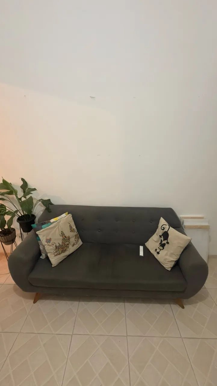 Vendo Sofá 3 lugares - Foto 3