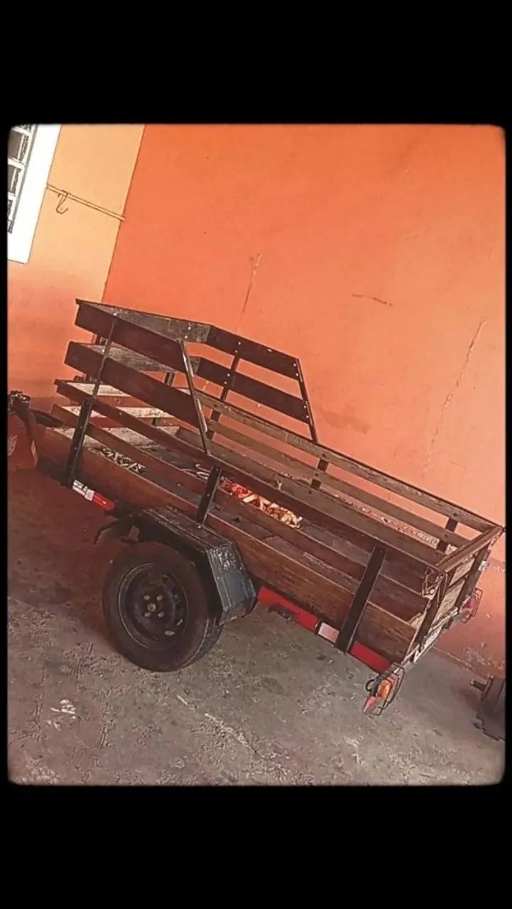 Vendo carretinha documentada 2016 1,50 x2