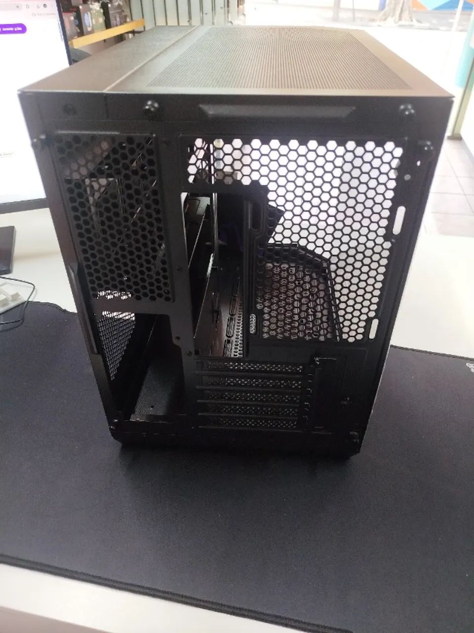 Gabinete Mancer CV700L - Foto 3