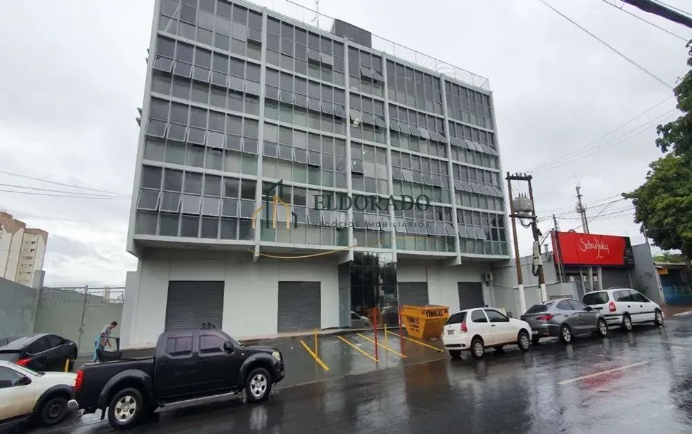 Aluga-se ou Vende-se Prédio Comercial na Rua Miranda Reis!