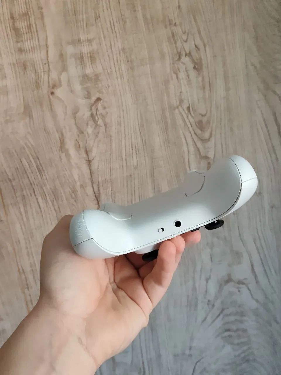 Controle 8BitDo Ultimate Wired Para Xbox e PC - Branco - Foto 5