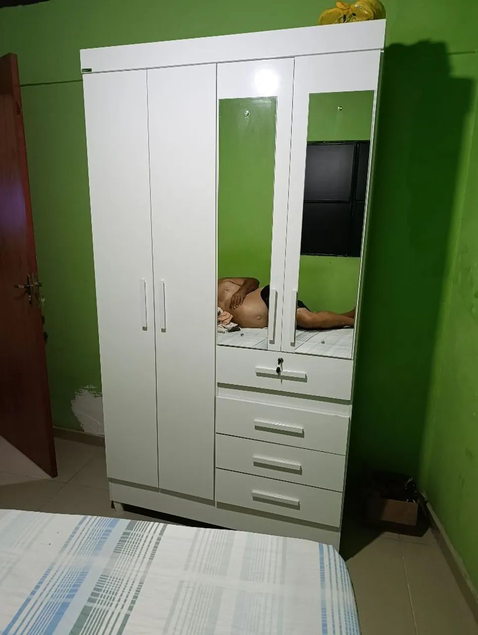 Vende-se guarda roupa novo - Foto 2