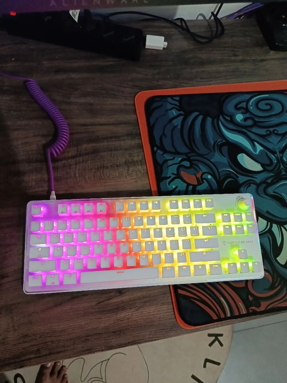 Teclado mecânico Turtle Beach Vulcan II TKL Pro  - Foto 3