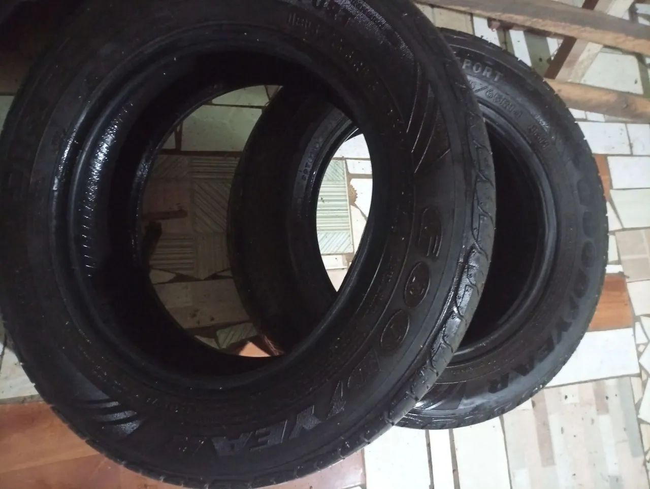 Pneus Goodyear Aro 14