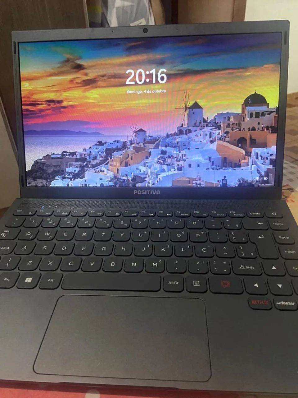 Notebook positivo novinho