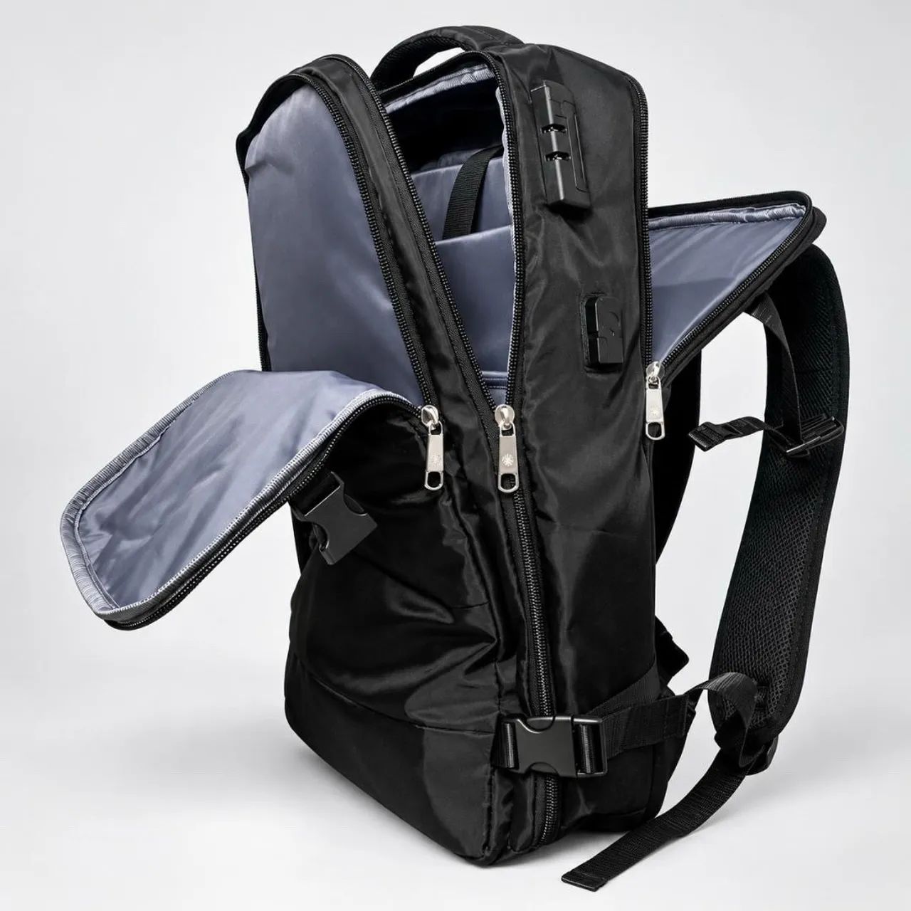 Mochila para levar notebook e roupas para viagens  - Foto 4