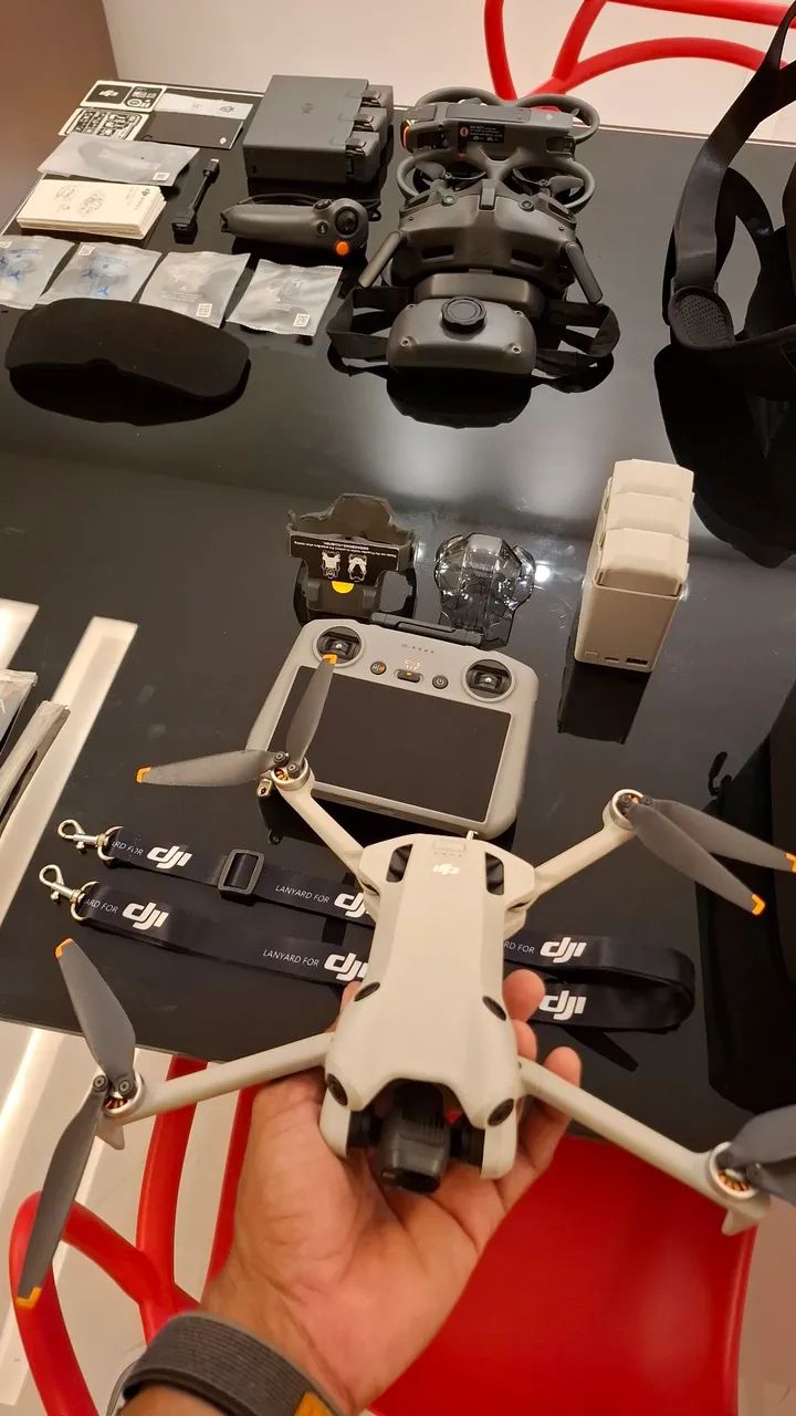 Dji Mini 4 Pro - Combo Fly 3 baterias Plus - Foto 2