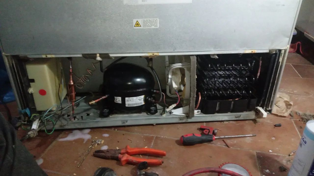 Conserto e manutenção em Geladeiras,atendimentos em fortaleza e região  - Foto 6