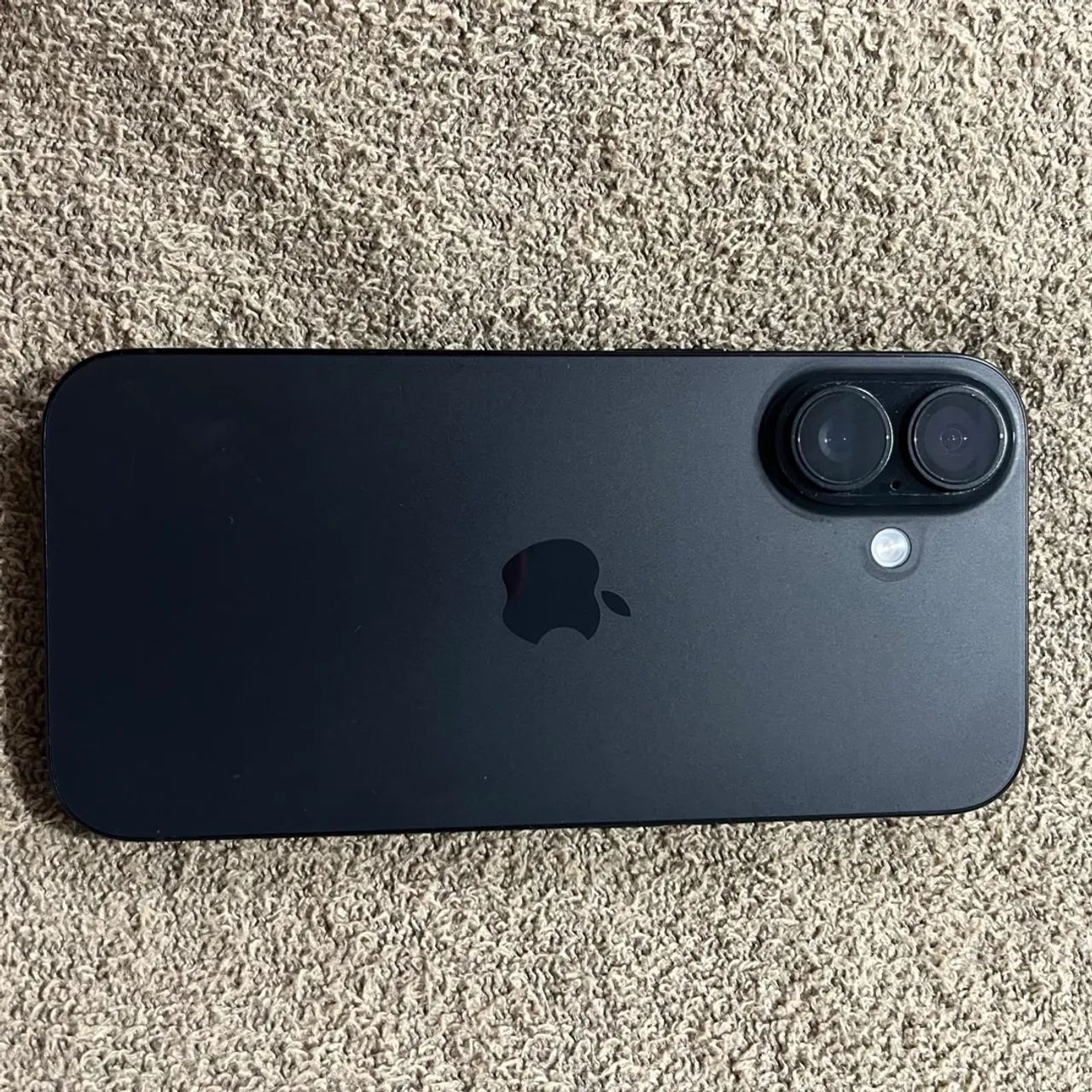 Vendo IPhone 16