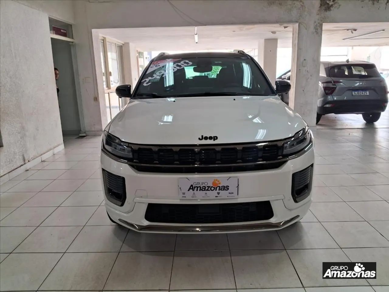 Jeep Commander Black Hurricane 2.0 4x4 TB Aut, foto 2 de 20