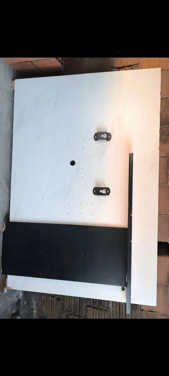 Panel65704319765377120