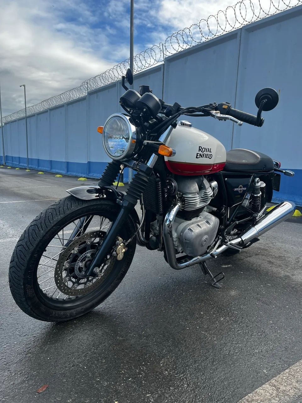 INTERCEPTOR 650 MUITO CONSERVADA!