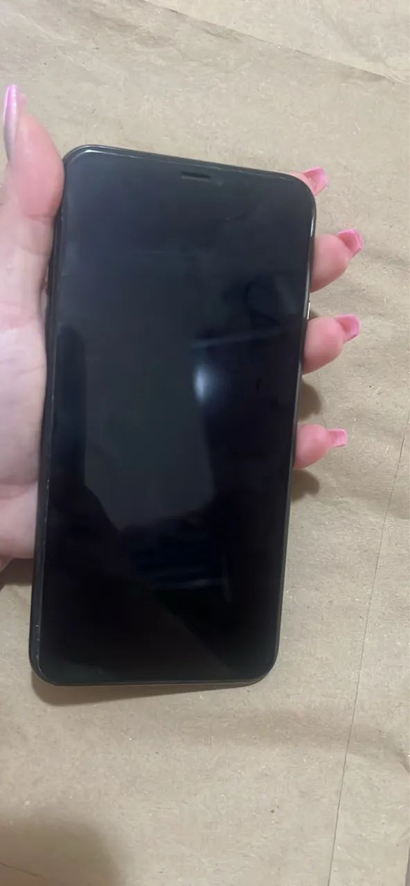 Vendo IPhone 11 Pro Max Novíssimo! - Foto 3