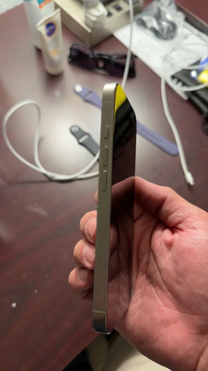 iPhone 16 Pro - 128gb - Silver - Foto 2
