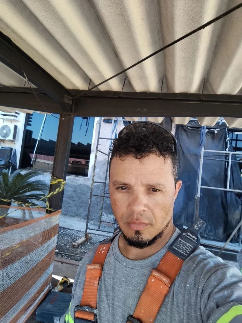 Marido de aluguel /oficial  - Foto 2