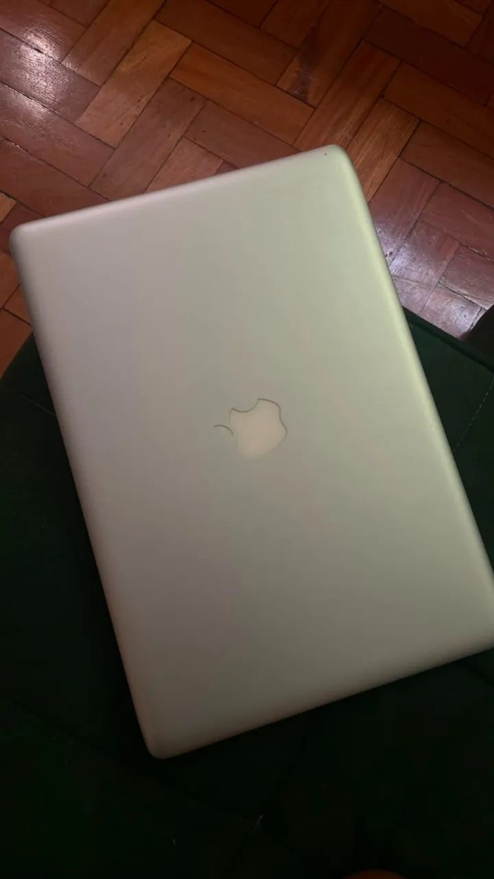 MacBook本体 Apple MacBook Late 2008 macbook late 2008