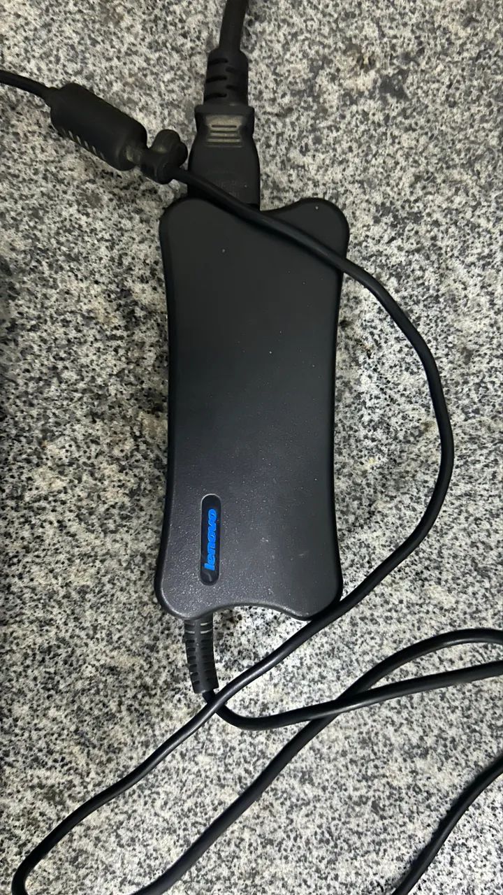 Vendo Notebook Lenovo - Foto 2
