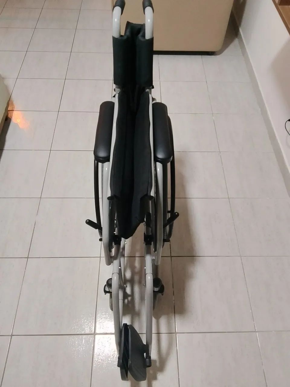 Cadeira de rodas  - Foto 2
