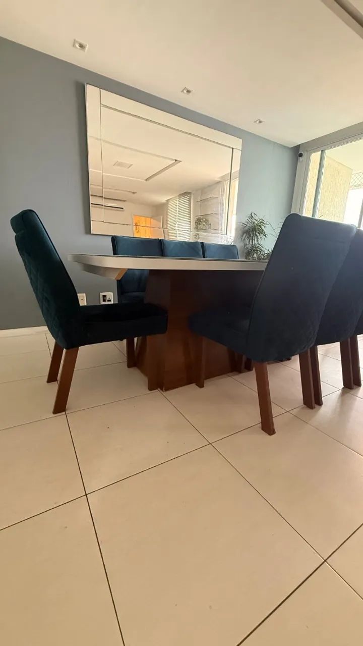 Mesa de Jantar com Tampo de Vidro - 8 Lugares - Foto 2