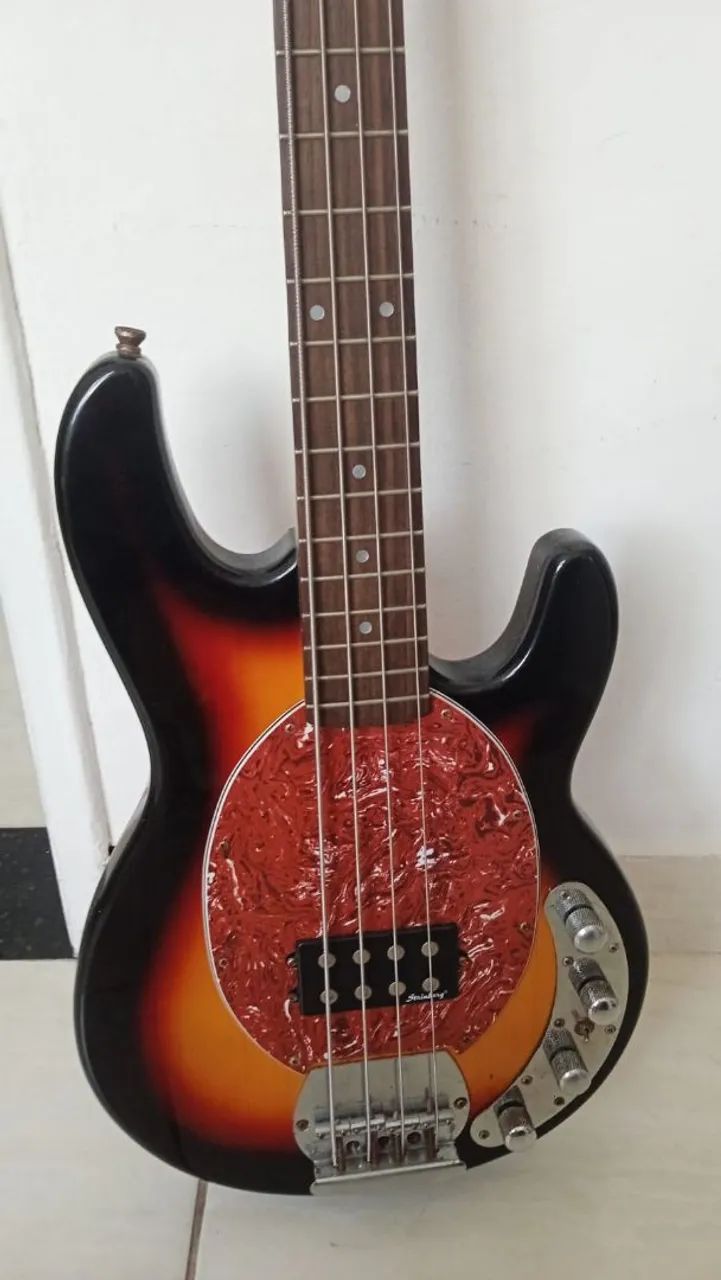 Contra baixo Strinberg modelo music man - Foto 3