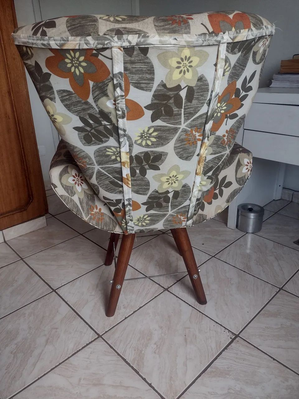 Poltrona Decorativa Estampa Floral  - Foto 3