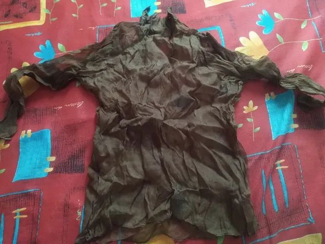 Blusa marrom amassada - Foto 2