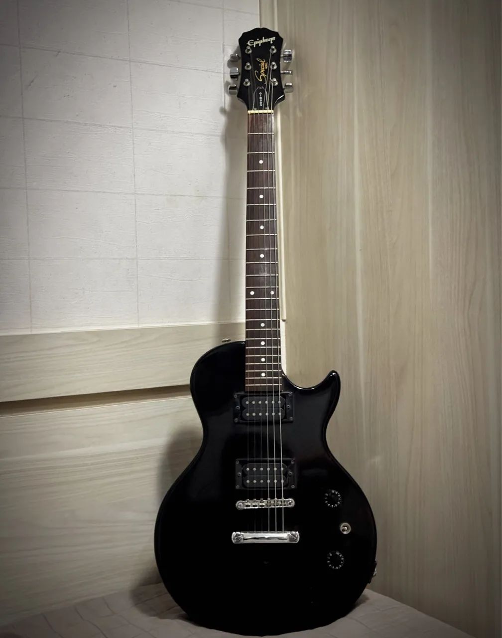 Les Paul Epiphone Special II - Black - Foto 2