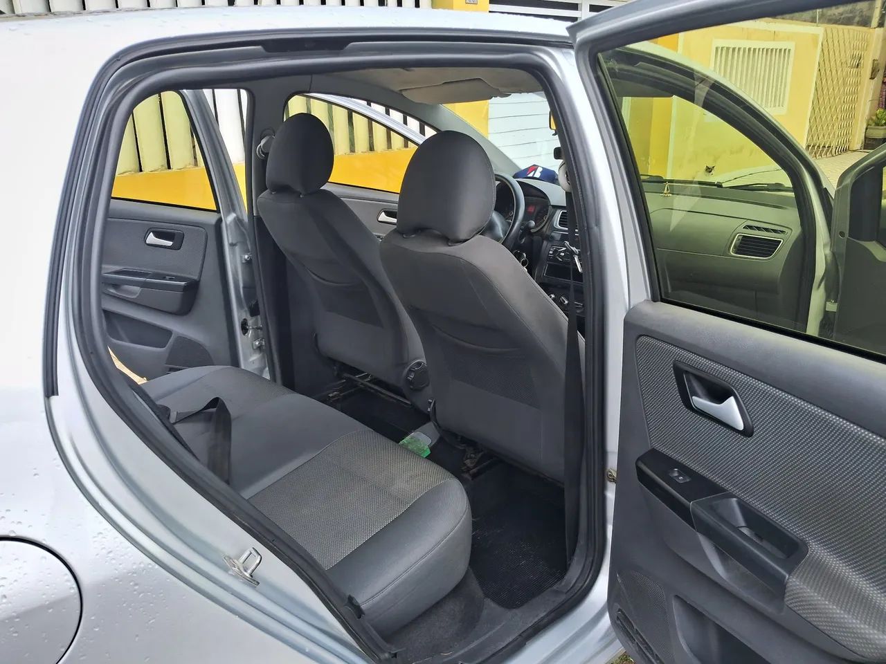 Volkswagen Fox 1.6 MI Total Flex 8V 5P 2012 - Foto 3