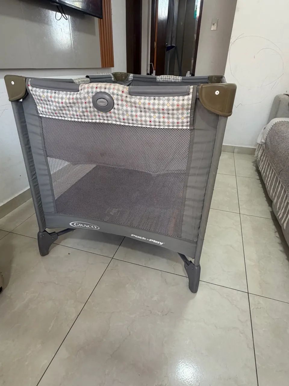Berço cercado graco + colchão  - Foto 4