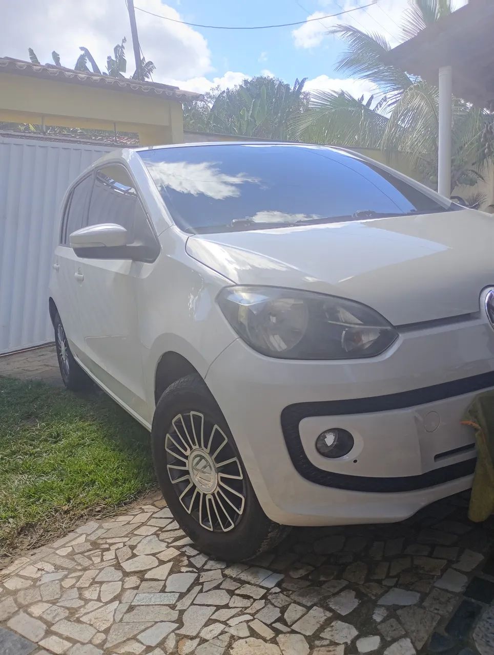 Volkswagen Up! 2016