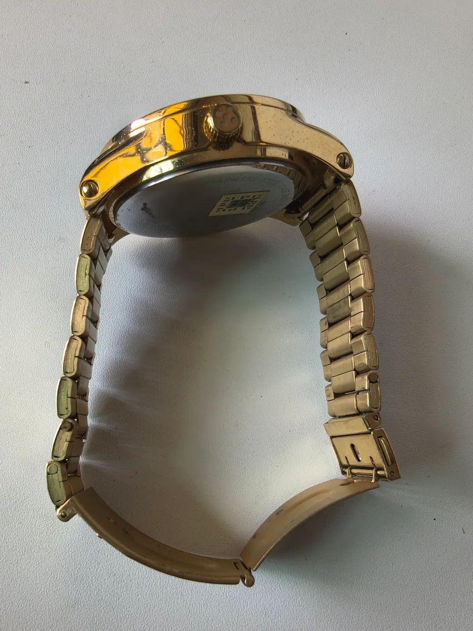 Relógio analógico dourado Touch  - Foto 5