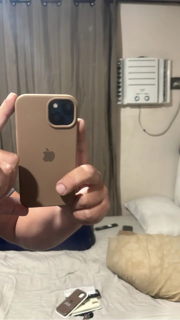 iPhone 13 impecável 