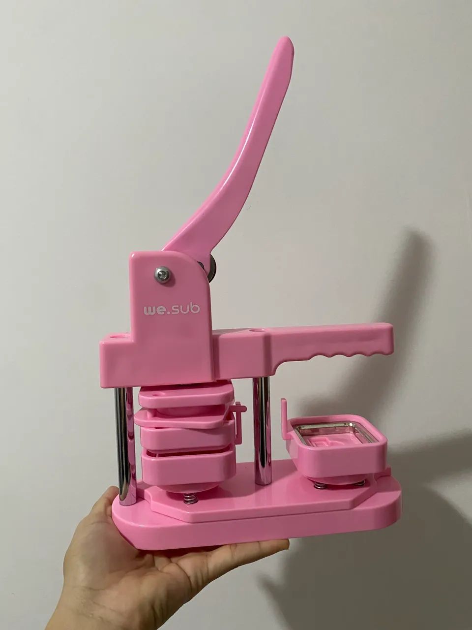Maquina de Bottons Imã de Geladeira