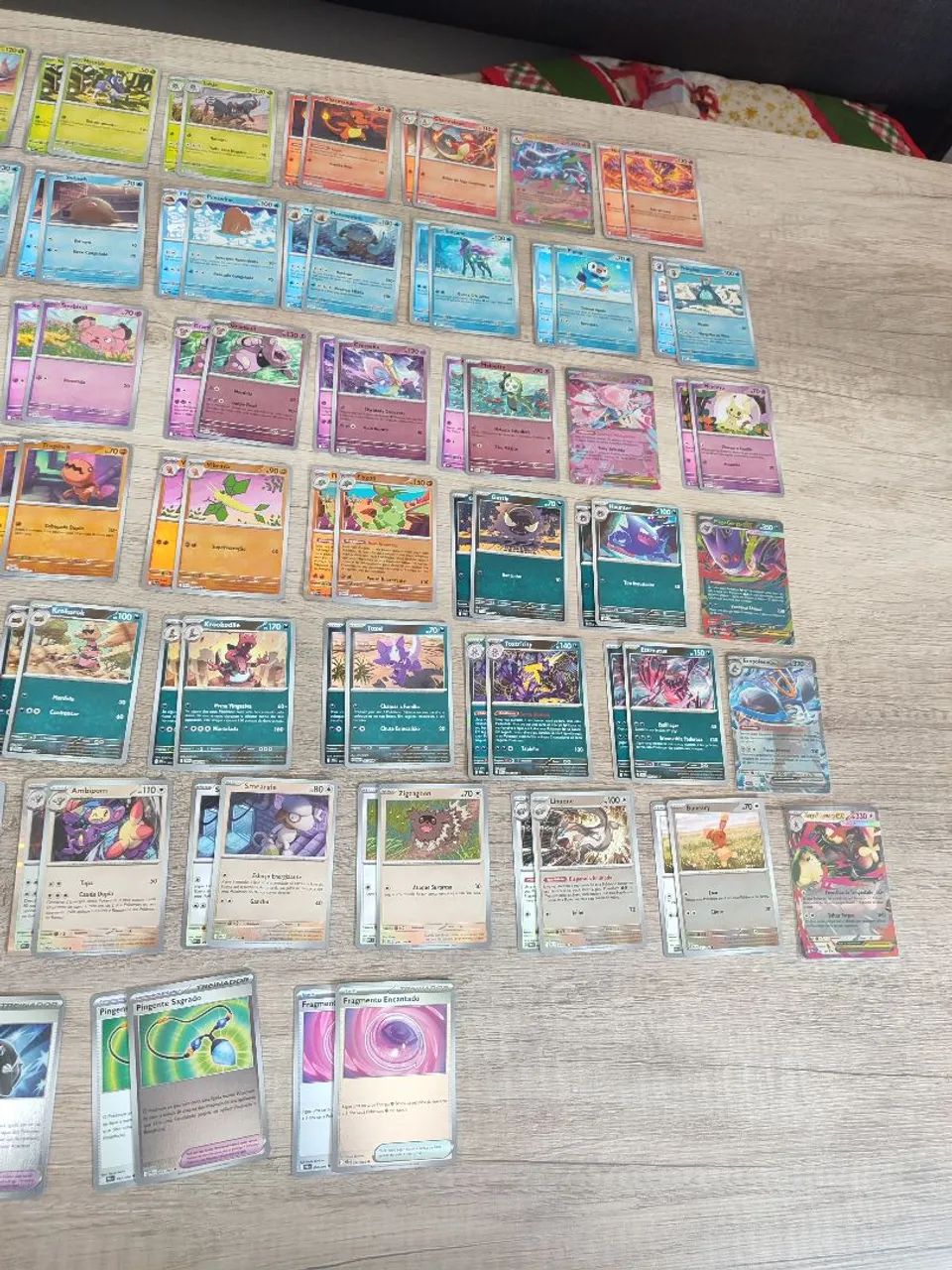 Pokémon TCG Fogo Fantasmagórico Base set completo! - Hobbies e coleções ...