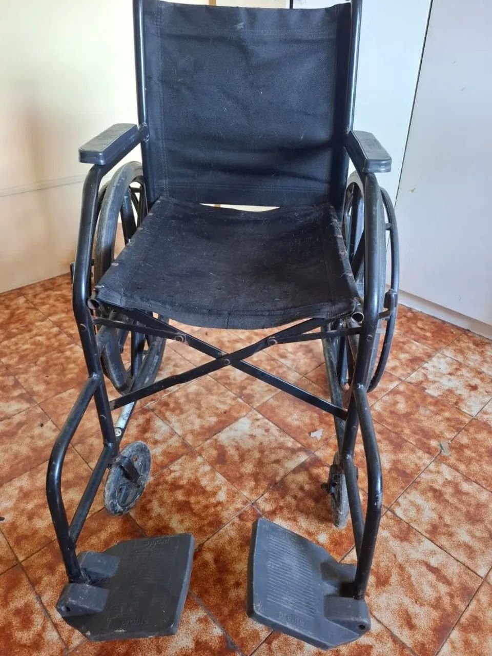 Cadeira de rodas - Foto 3