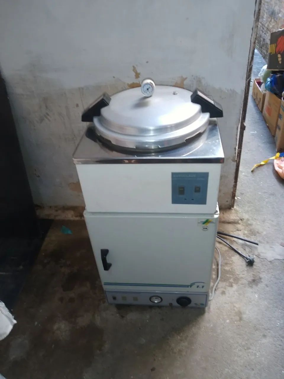 Autoclave com estufa