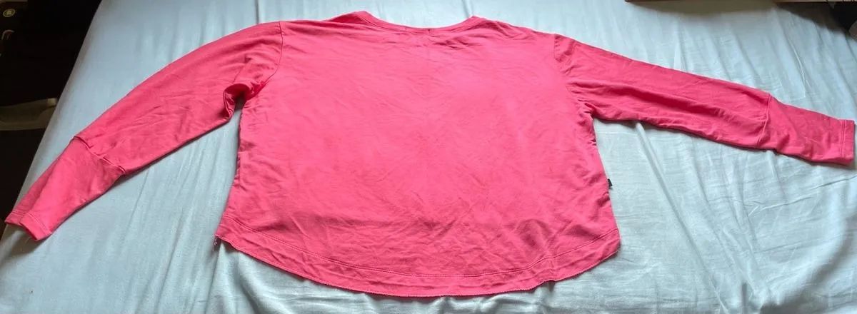 blusa cropped manga longa rosa - Foto 4