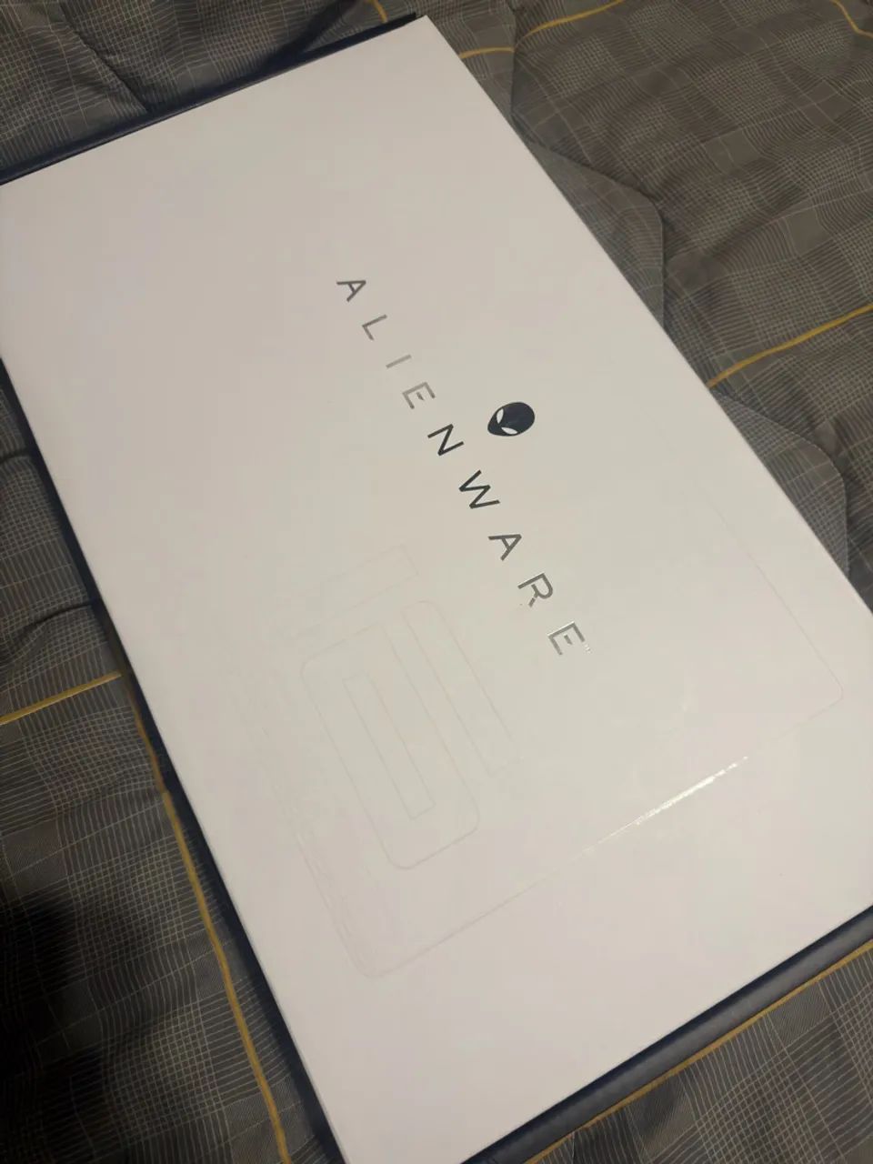 Alienware M16 R2 RTX 4060  - Foto 4
